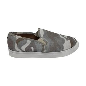 Steven Madden Safary Slip On Flats Camo Womens Size 9.5 M